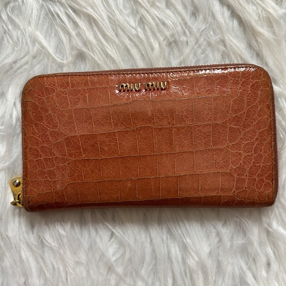 Miu Miu Zip Around Wallet Croc Embossed Leather Vintage With Box - Picture 6 of 16